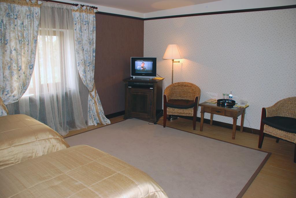Gogol Hotel Myrhorod Phòng bức ảnh
