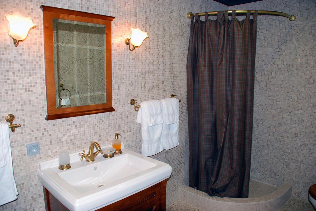 Gogol Hotel Myrhorod Phòng bức ảnh